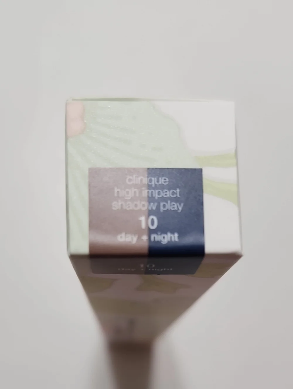 CLINIQUE Day + Night High Impact Shadow Play Shadow + Definer
